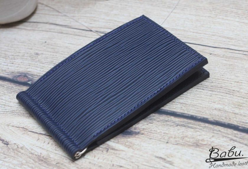 What Is Money Clip Wallet For Men And How To Clean It?