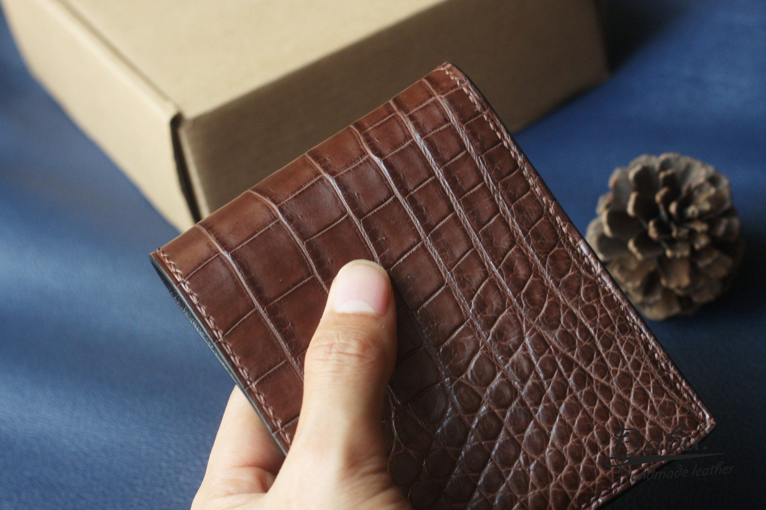 Men's Designer Brown Leather Bifold Wallet in French Calf and Alligator