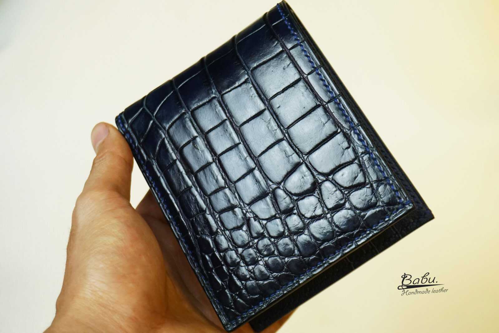 Dark blue crocodile leather wallet. Crocodile leather wallet for men.  Crocodile bifold wallet | 7Strap