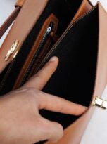 Tui da that deo cheo tai Ha Noi, tui da unisex cho nam va nu leather bag 12