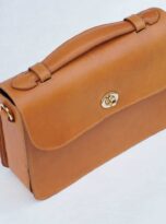 Tui da that deo cheo tai Ha Noi, tui da unisex cho nam va nu leather bag 4