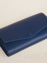 Vi da de Alran Sully, vi dai da de, vi da that o Ha Noi, Alran Sully leather wallet 3