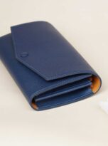 Vi da de Alran Sully, vi dai da de, vi da that o Ha Noi, Alran Sully leather wallet 6