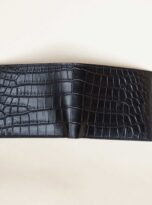 vi da ca sau chinh hang Sai Gon, vi da that uy tin Ha Noi, Black alligator leather wallet 3