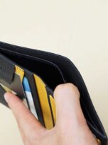 Vi da tu sieu xe Mercedes SLR Yellow, mua vi da that uy tin o Vung Tau, mua vi da that uy tin tai Can tho, Togo leather wallet, leather wallet inspired by Yellow Mercedes SLR 3