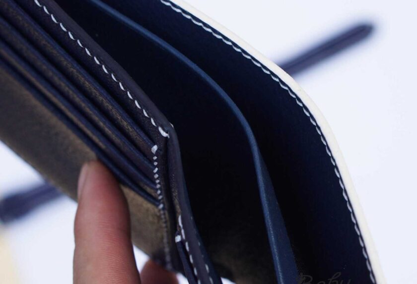 The Advantages of Men’s Large Leather Wallets
