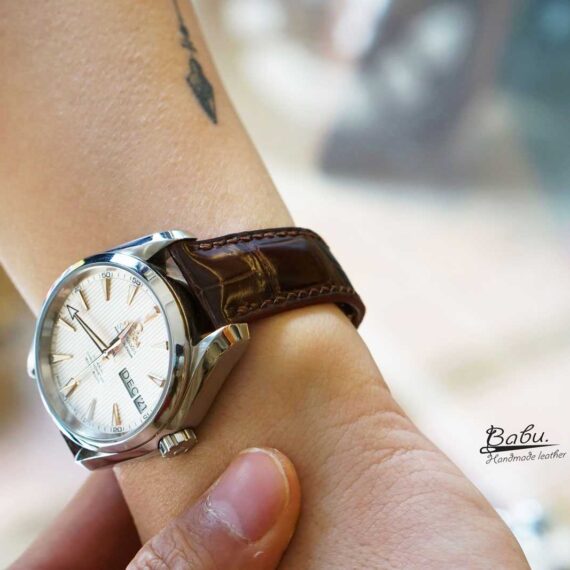 Choosing The Best Leather Watch Bands For Men