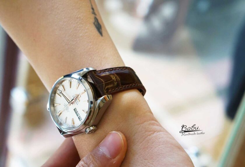 Choosing The Best Leather Watch Bands For Men